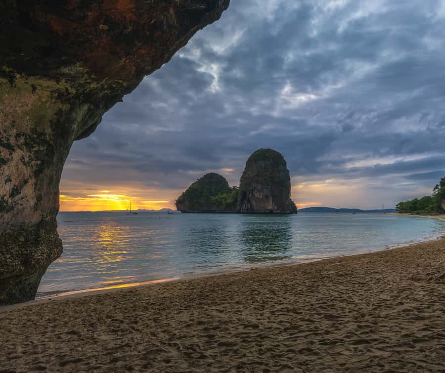 Krabi: Bioluminescent Plankton, Snorkeling & Sunset Tour - Price and logistics: what your $40 covers (and what it doesn’t)