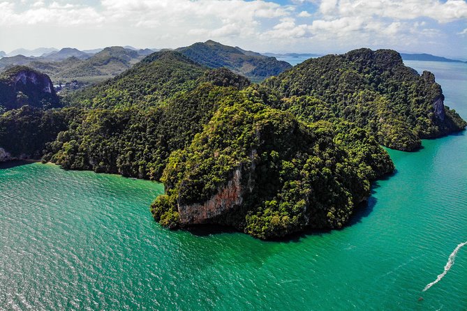 Krabi to James Bond and Hong Islands Offbeat Speedboat Tour - Guides make or break the day, and this one leans hard on them