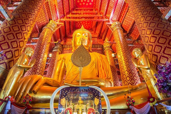 Lopburi Monkey Temple & Ayutthaya Old City Tour From Bangkok - Monkey City reality check: how to get photos without getting in trouble