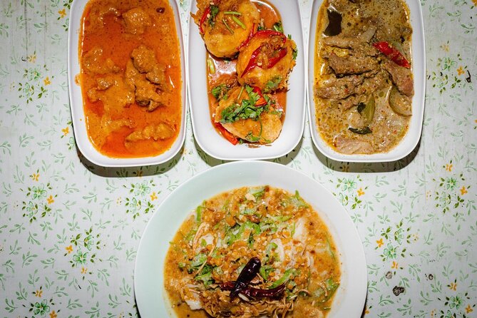 Old Siam Bangkok Food Tour with 15+ Tastings - Bottled water, soft drinks, and why you should pace yourself