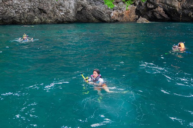 Phi Phi Islands Adventure Day Trip w/ Seaview Lunch by V. Marine - Snorkeling gear, safety, and the anti-seasick reality