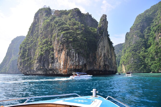 Phi Phi, Maya Bay, & Khai Islands Premium Trip from Phuket - Ko Phi Phi Le: short stop, dramatic cliffs, big-photo payoff