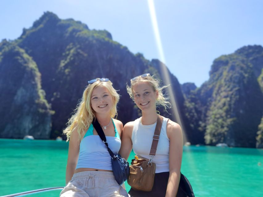 Phi Phi: Morning Speedboat Tour to Maya Bay with Snorkel - Boat Comfort and Guide Style: What Makes the Trip Feel Professional