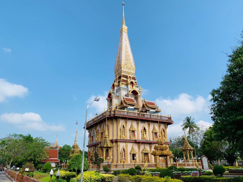 Phuket: Half-Day City Highlights and Viewpoints Group Tour - What to bring, and how to handle tropical heat and temple rules