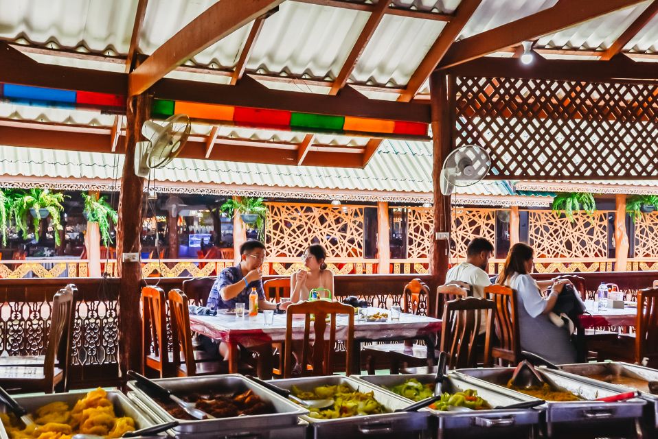 Phuket: James Bond Island Longtail Boat and Sea Canoe Tour - Ko Panyee (Pan-Yee Island) lunch on stilts: a village you can actually visit
