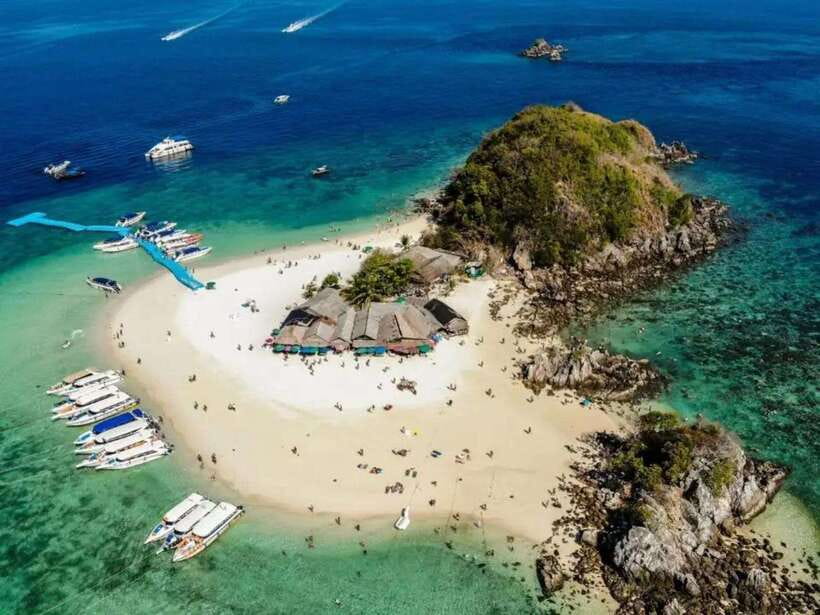 Phuket: Khai Nok, Khai Nai, and Khai Nui Island Day Trip - Khai Islands (photo stop plus more swim)