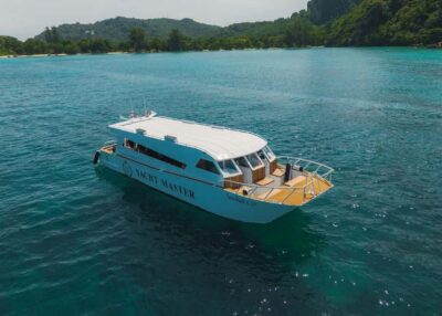 Phuket: Phi Phi, Bamboo & Maithon by Premium Speed Catamaran - Pickup, timing, and the first hour at the pier
