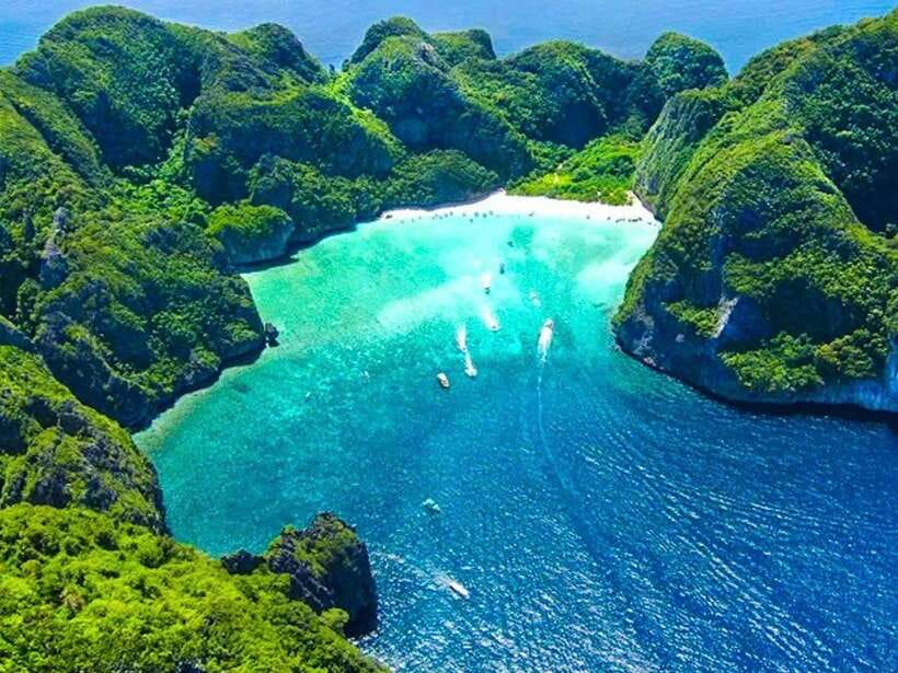 Phuket: Phi Phi Islands and Maya Bay Day Trip with Lunch - Green Island snorkeling: your first taste of underwater life