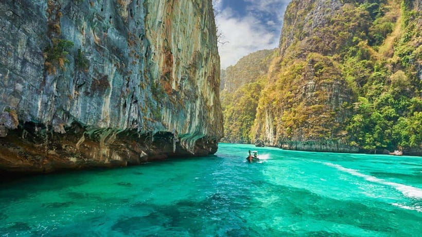 Phuket: Phi Phi Islands and Maya Bay Day Trip with Lunch - Meeting at AA Marina: how to start without stress