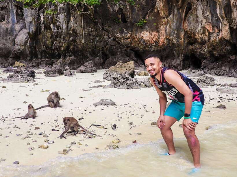 Phuket: PhiPhi, Maya Bay & Khai Island Day Tour with Lunch - Khai Nok Island: white sand, swimming, and seasonal fruit