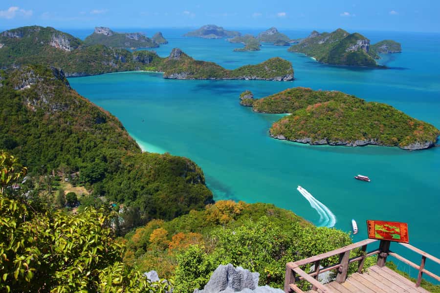 Samui: Angthong National Marine Park Day Trip by Speedboat - Talay Nai Emerald Lagoon: cliffs, steep steps, and time on the water