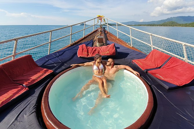 Semi-Private yacht adventure to Ang Thong Park’s hidden treasures - Semi-Private Boat Day: What Fewer People Actually Changes