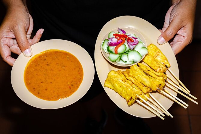 Southern Flavors Phuket Food Tour with 15+ Tastings - Walking pace, group size, and why eight people is the magic number