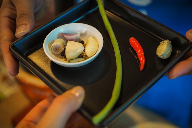 Thai and Akha Cooking Class in Chiang Mai - The meal you eat: why the sit-down matters