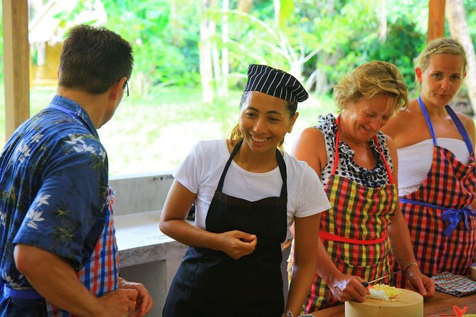 Thai Cooking Class in Khao Lak by Amazon Prime Series Chef - Key highlights worth circling
